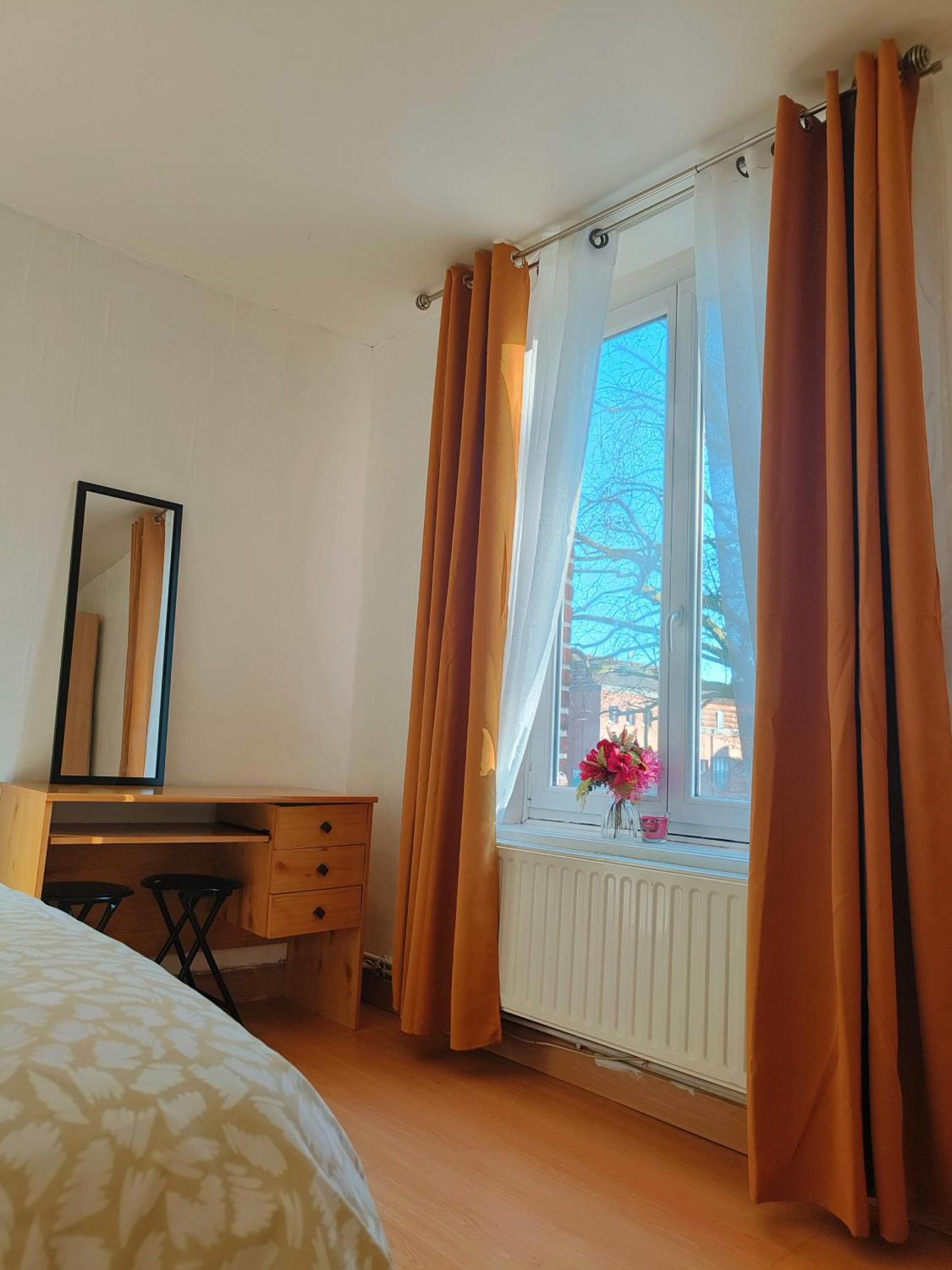 Homestay Tourcoing Eksteriør bilde